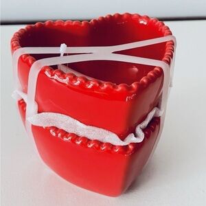 Target Bullseye Heart Shaped Ceramic Ramekins